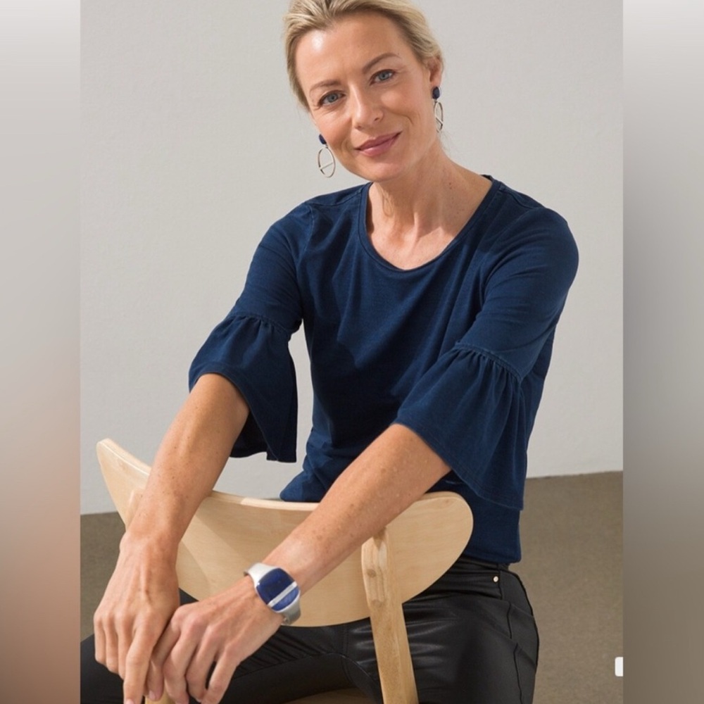 Chicos “Denim” Flounce sleeve knit top Size 2